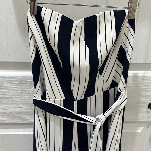 H&M Romper Sleeveless . Excellent - Picture 9 of 13